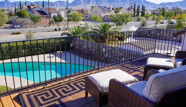 El Paso Retreat w/Pool: 11 Mi to Downtown!