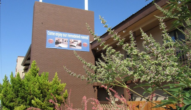 El Patio Inn