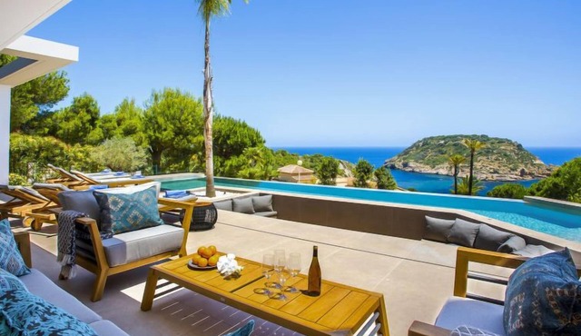 El Refugio by Interhome