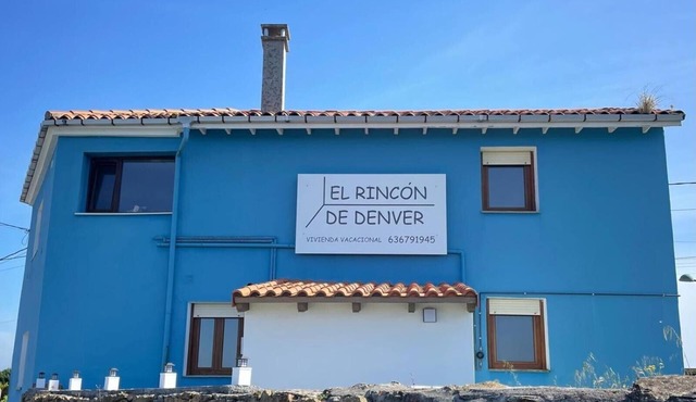 El Rincón de Denver: Encantadora casa azul en la costa cántabra