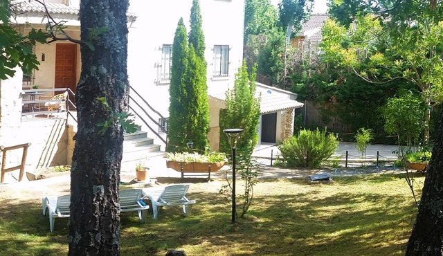 El Rincón de Gredos, comfort, privacy and views of the Sierra de Gredos.