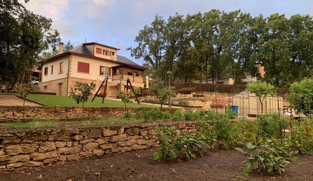 El Robledal - Miraflores de la Sierra