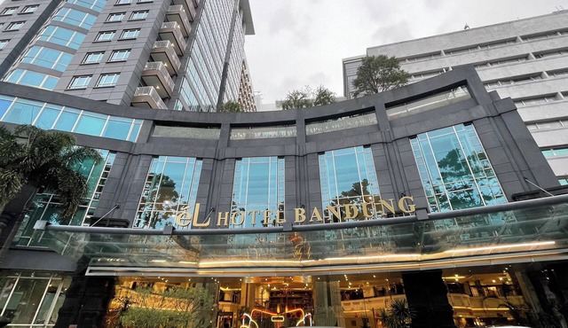 El Royale By Farizi Rooms