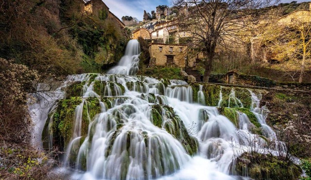 El Salto del Agua Auténtico El Molino de la Cascada Orbaneja