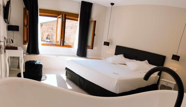 EL SILENCIO BOUTIQUE ROOM