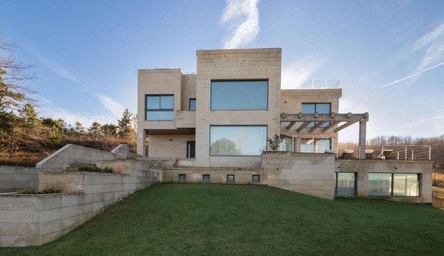 El Soto de Sojuela Luxury Chalet, Golf&Bosque