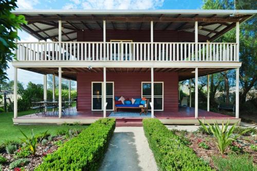 Elderslie House - Stunning Country House