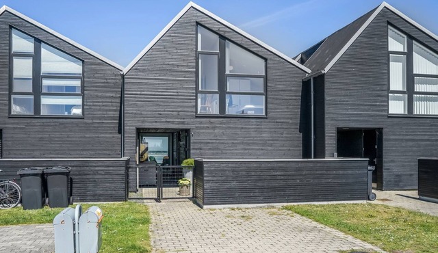 "Eleanore" - 25m from the sea by Interhome