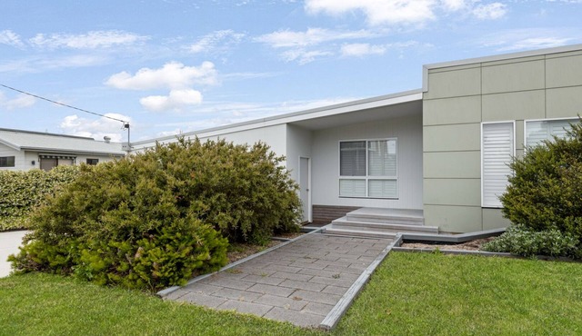 Eleebana - A Relaxed Coastal Escape Near Lake Tyers Beach