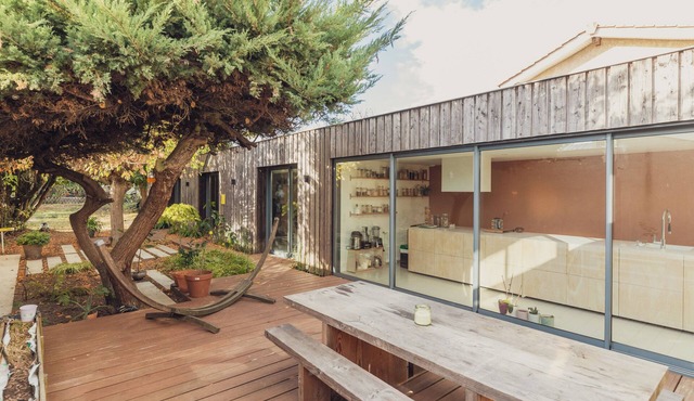 Elegance Architecturale et Harmonie: Maison Design Avec