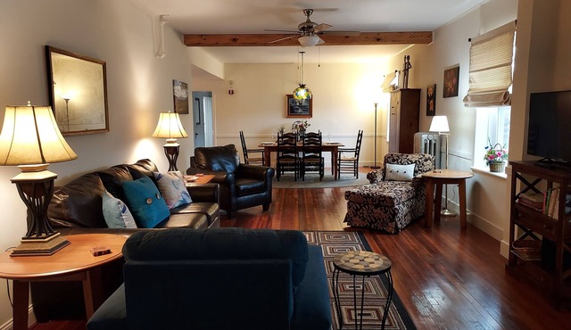 Elegance, comfort and historical charm!