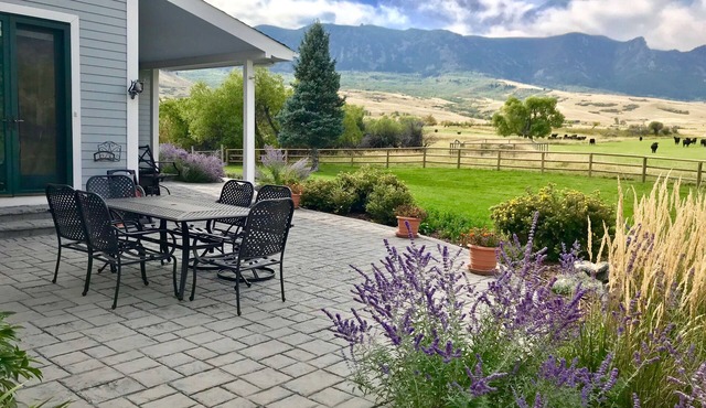 Elegance & Relaxation with an Awe Inspiring Big Horn Mountain Canyon view