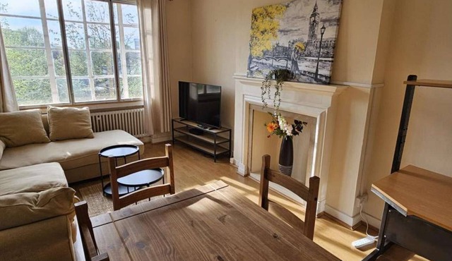 Elegant 1-Bed Flat Sleeps 5 NW6 Jubilee, Bakerloo & Overground Lines