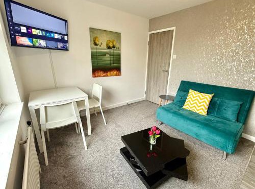 Elegant 1-Bedroom Flat, Wi-Fi, Near Oxford centre