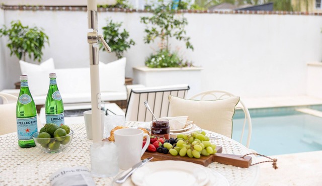 Elegant 1839 Charleston Retreat with Private Courtyard + Heated Saltwater Pool