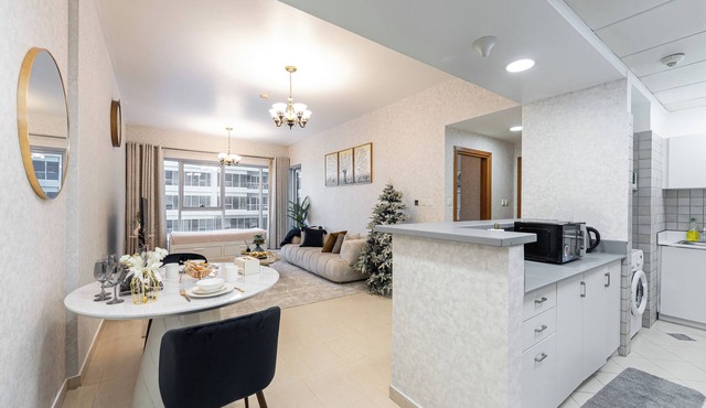 Elegant 1BR Apartment in Dubai Luxury Stay