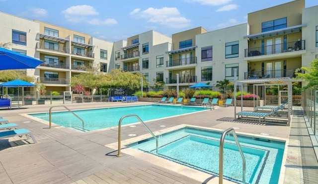 Elegant 1BR Condo at Revere with Pool