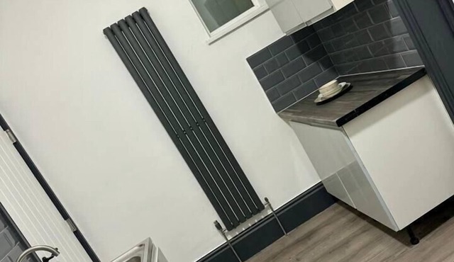 Elegant 2-Bedroom Apartment near city centre