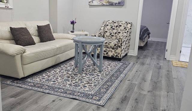Elegant 2 Bedroom Guest Suit