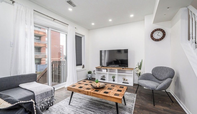 Elegant 2 Bedroom Townhome