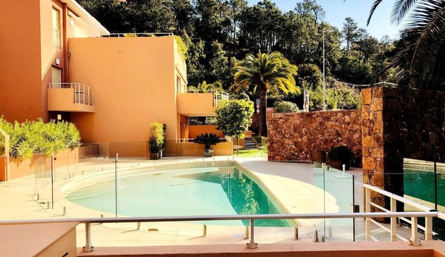 Elegant 2Bedroom Retreat in Théoule with Swimming Pool Accessnn