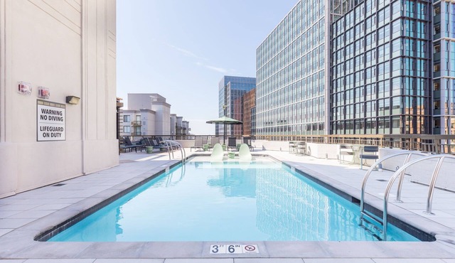 Elegant 2BR Apartment Minutes From DC