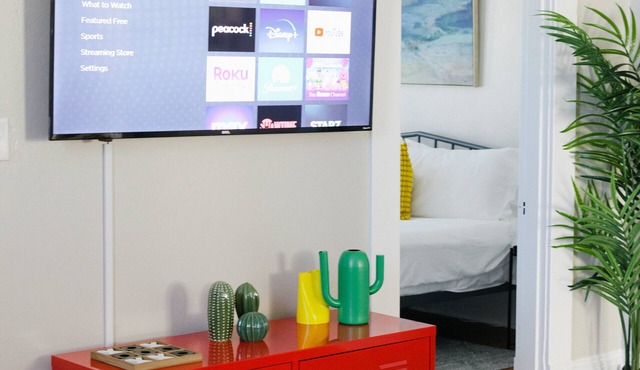 Elegant 2BR Retreat | Cozy & High-Speed WiFi