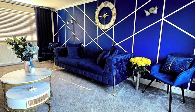 Elegant 3-Bedroom Sleeps 6 Fully Equipped|Families,NHS&Business Contractors