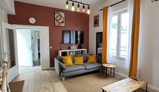 Elegant 3 Rooms with Free Parking in Saint Denis University by immo kit BnB