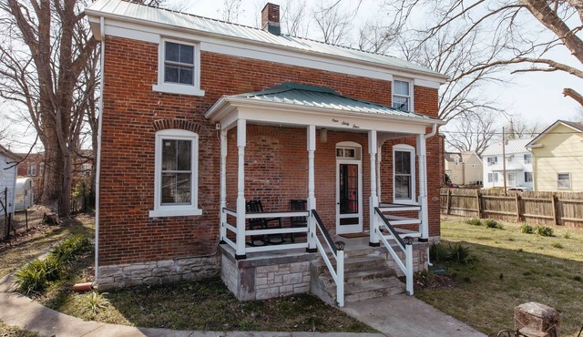 Elegant 3BR in the Heart of Historic Ste Genevieve