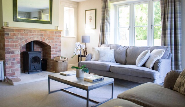 Elegant 4-bed house in the Leicestershire countryside