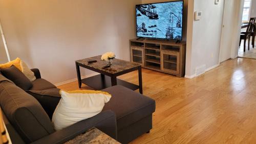 Elegant 4-Bedroom Family Home Master