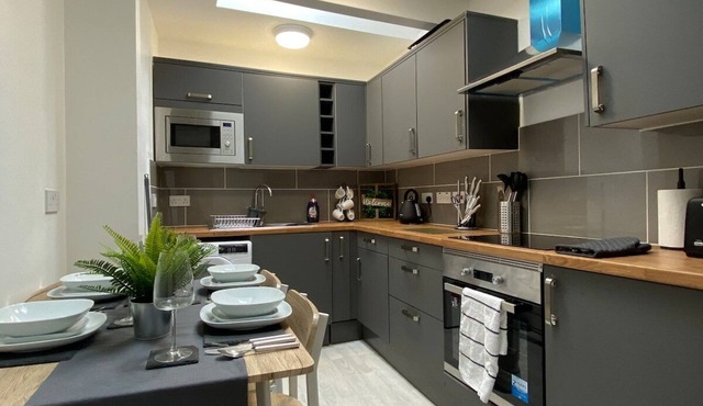 Elegant 4 Bedroom Apartment