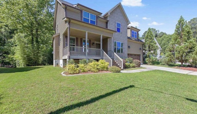 Elegant 4-Bedroom North Raleigh Retreat