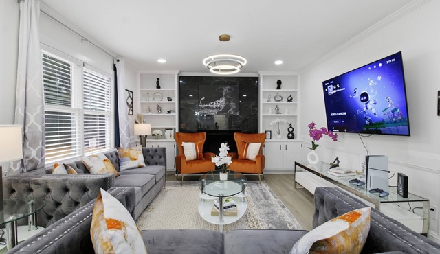 Elegant 4BR Home in Grayson-Cozy, Modern & Relaxing Stay.