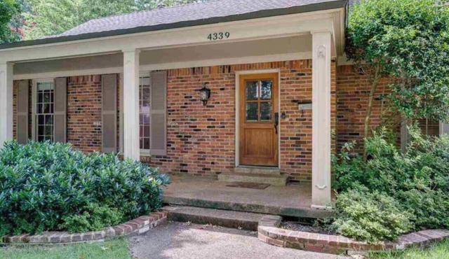Elegant 5 Bedroom East Memphis Home