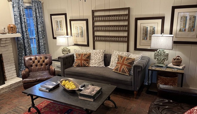 Elegant 5 BR East Memphis Home