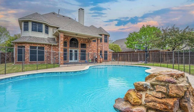 Elegant 5BR Estate PoolOasis PingPong Sleeps 22 EV