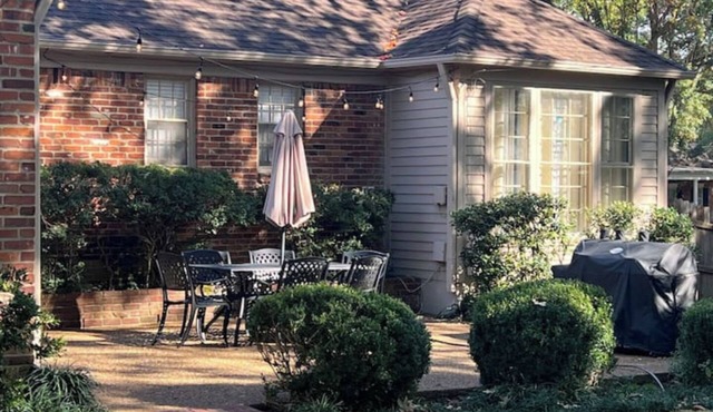 Elegant 6 Bedroom Home in Heart of Memphis