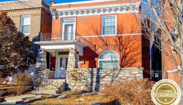 Elegant 6BR-4BA Family Home with Garage ABODEbucks