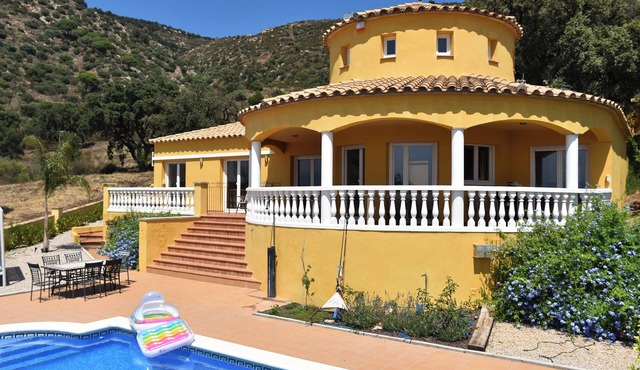 Elegant Albera House with pool, terrace and exceptional views
