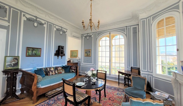 Elegant and cosy flat