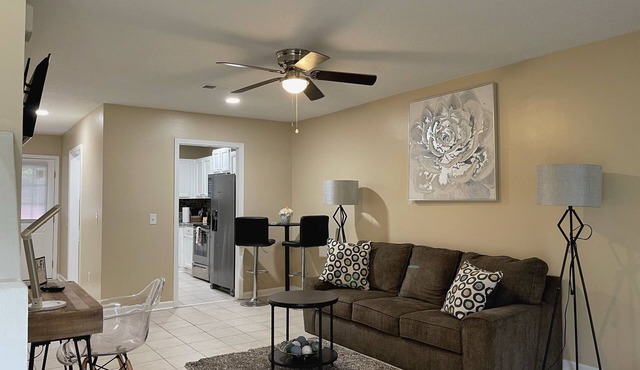 Elegant and cozy 2 bedroom apartment minutes from Ft. Jackson and VA Hospital.