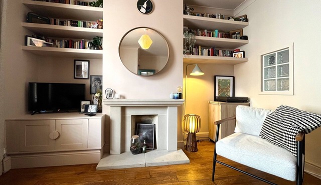 Elegant and Eclectic Home near Ashton Gate