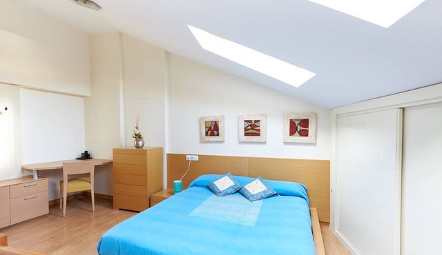Elegant and flirty duplex in the old town