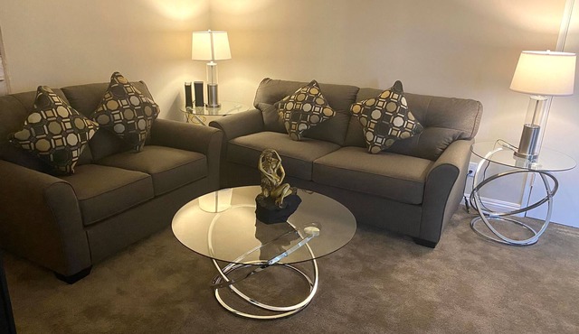 Elegant and Modern Apartment near downtown LA