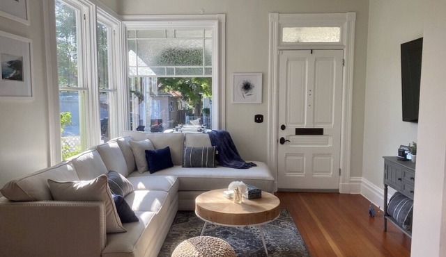 Elegant and Peacefully Located Home, AC, Walk Everywhere