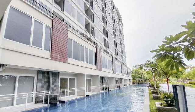 Elegant And Spacious 2Br Loft Green Park Yogyakarta Apartment