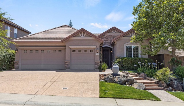 Elegant and Spacious Luxury Folsom Home, 3 BD/2BA