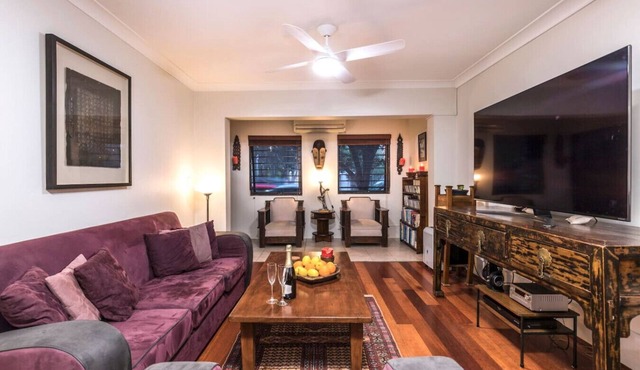 Elegant Apartment in Trendy Alexandria